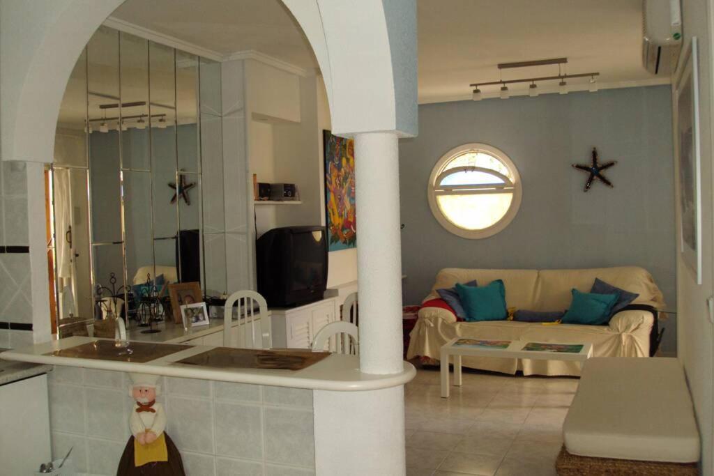 La Casa De La Palmera Apartment Torrevieja Exterior photo